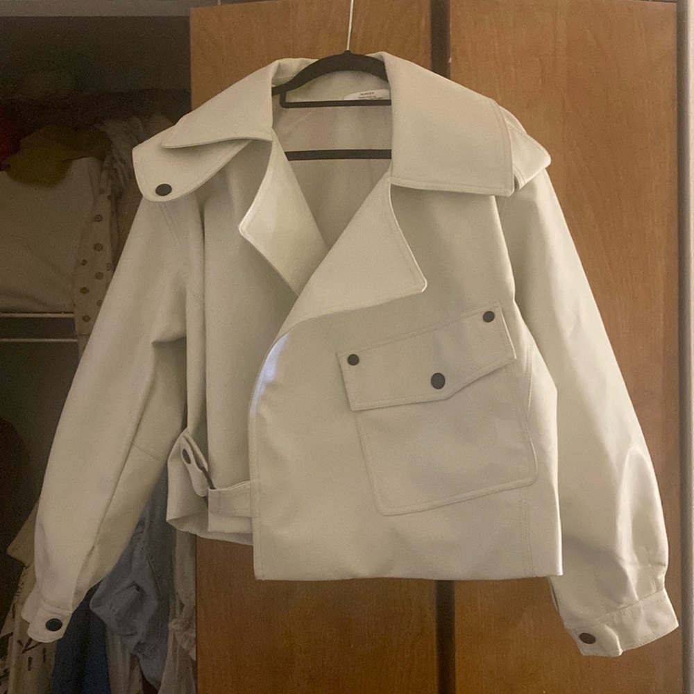Brand new never worn vegan leather jacket white size medium